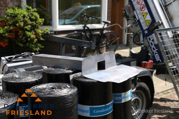 Dakbedekkingsmateriaal en dakgoot onderdelen in Friesland Dakbedekkingsmateriaal en dakgoot onderdelen in Friesland