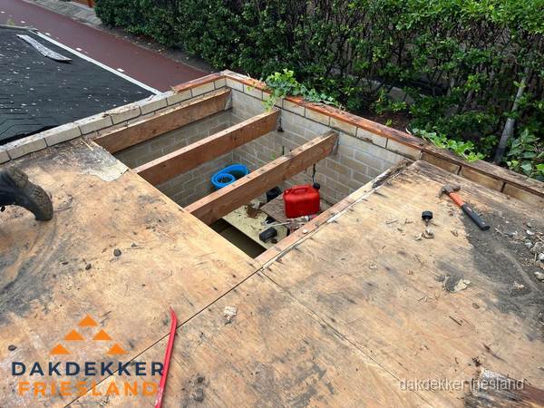 Plat dak vervangen met open constructie in Friesland Plat dak vervangen met open constructie in Friesland